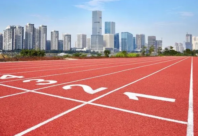 一般常見(jiàn)塑膠跑道的種類有哪些！6種塑膠跑道大盤點(diǎn)！